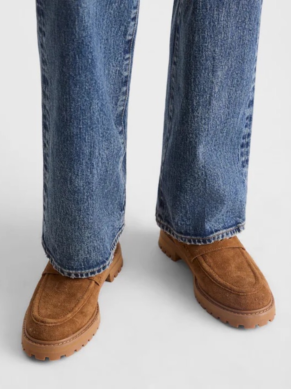 Madewell Women’s Suede & Shearling Lug-Sole Ankle Boots - Picture 2 of 7